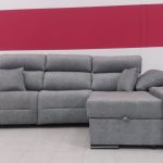 CHAISELONGUE DCH. MOD. MARTE. TAP. GRIS. DOS RELAX ELECTRICOS, RESPALDOS RECLINABLES, ARCON Y DOS POUFFS